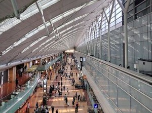 始発の前からの準備、
終電後の後片付けなども発生するため
宿泊ありの勤務となります。
施設はもちろん会社側で用意！